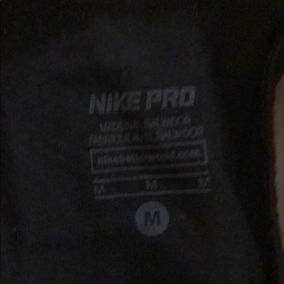 Nike . Women’s racer back tee . Best offer - Picture 4 of 4